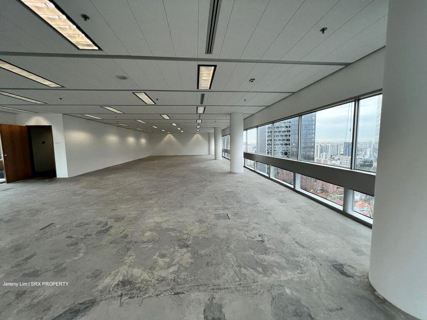 Gateway West (D7), Office #588084731